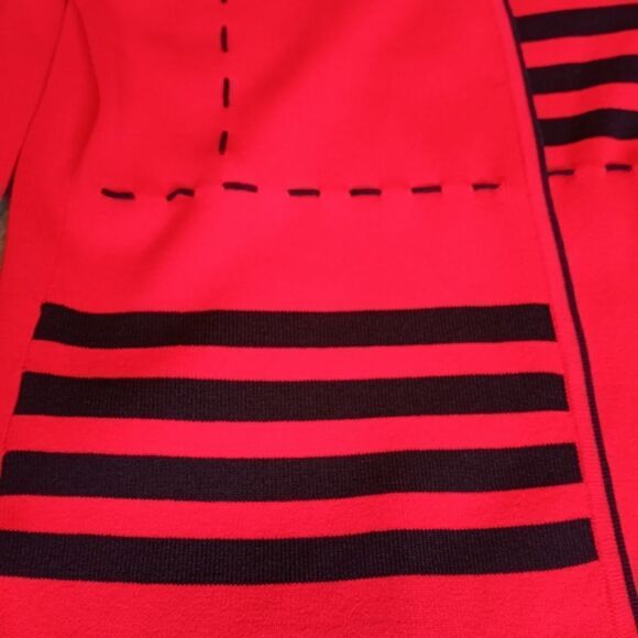 NWT FINITY M Red/Black Striped Cardigan One Button Long Sleeve Knit Open - Picture 3 of 11